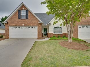 109 High Crest Ct, Simpsonville, SC 29681