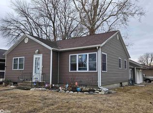1601 Sparboe Ct, Webster City, IA 50595