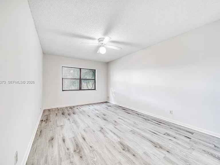 8290 Lake Dr #236 — Photo 13