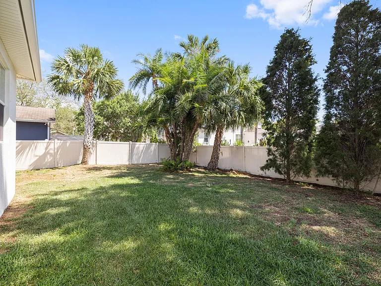 2806 Sanders Dr — Photo 44