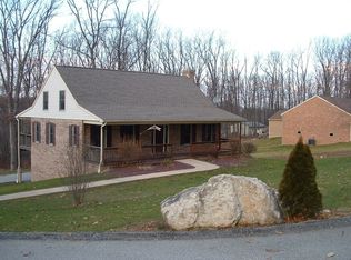 285 Winterstown Rd, Red Lion, PA 17356