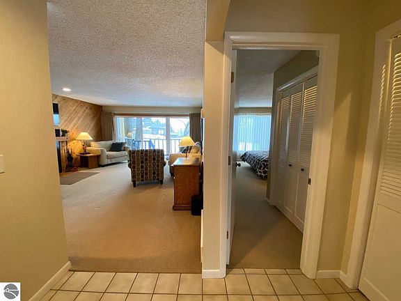 3rd image of 5821 Shanty Creek Rd #468