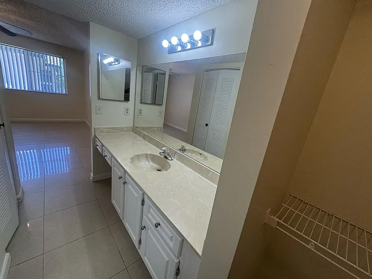9833 Westview Dr #824-412 — Photo 19