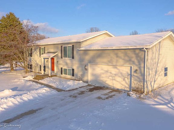 4th image of 255 Orlando Ave