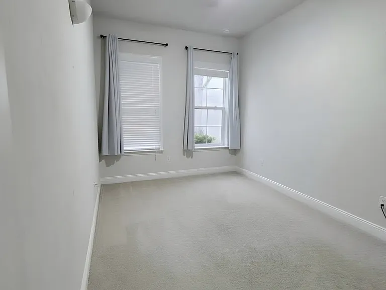 11214 SW 36th Rd — Photo 12