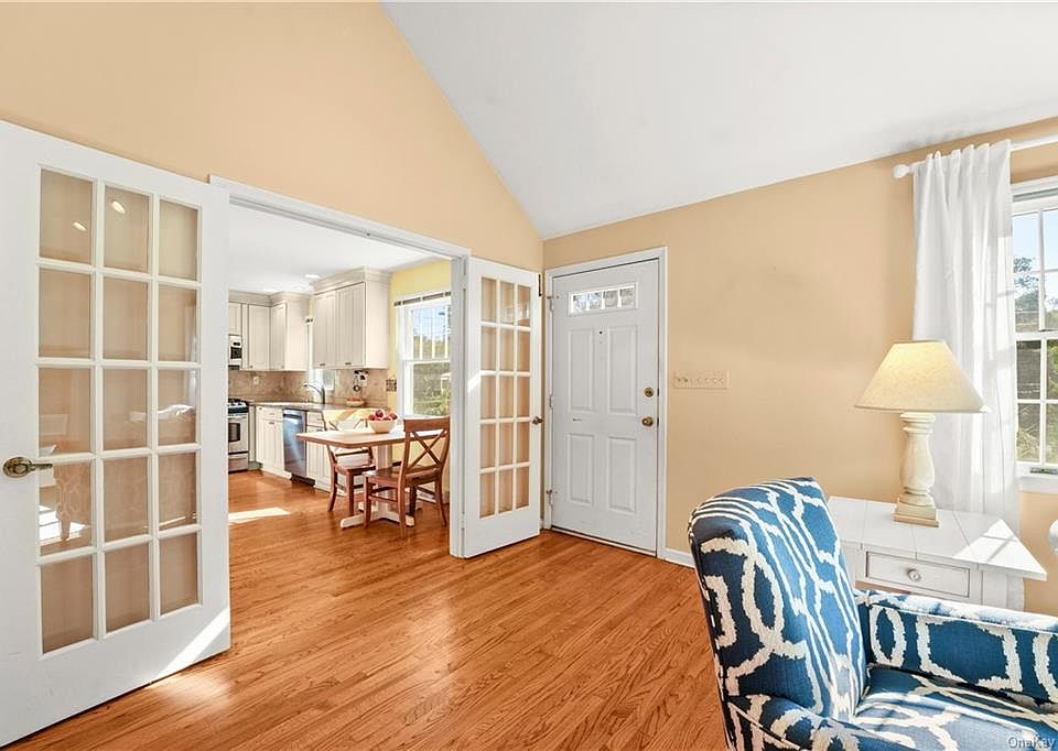 10 Hillandale Drive, Armonk, NY 10504 MLS H6274208 Zillow