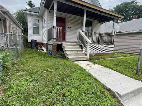 2105 Dewey Ave, Saint Joseph, MO 64505
