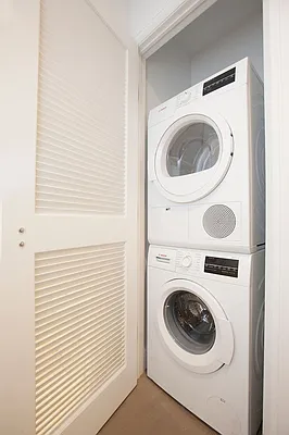 Rented by REAL New York | media 60