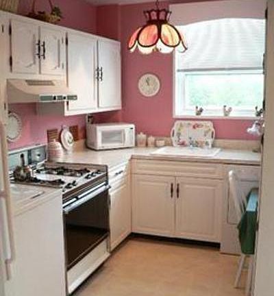 2nd image of 26 Channing Pl APT 2R