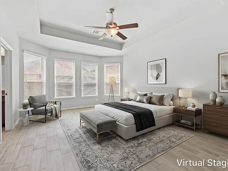 9811 Camellia Gardens Dr — Photo 2