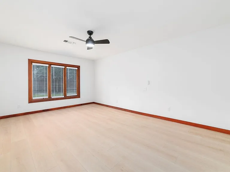 11411 Ash Creek Dr — Photo 24