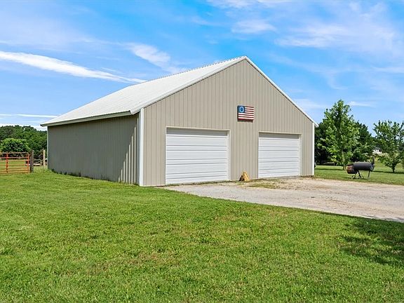 4th image of 10895 Keller Rd