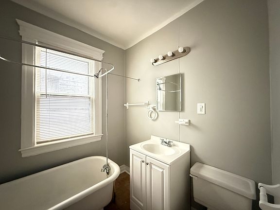 5th image of 4858 Commonwealth St #2