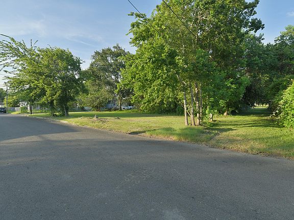 5th image of 613 W Nazro St