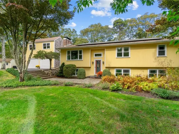 325 Gravelly Hill Rd, South Kingstown, RI 02879