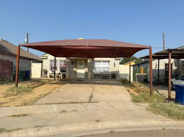 135 Barracuda Dr, Laredo, TX 78043