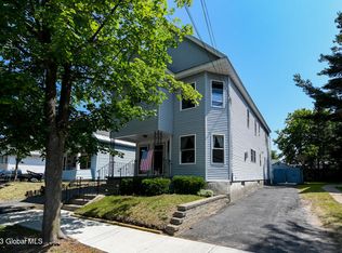 1379 Pleasant St, Schenectady, NY 12303