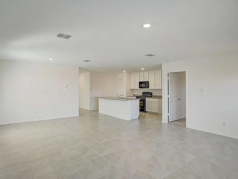 2817 Watchpoint Rd — Photo 8