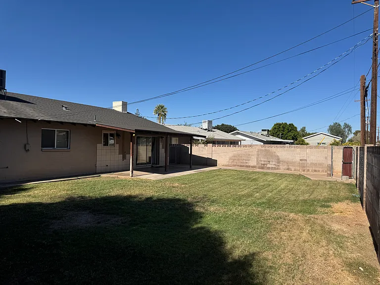 27 E Balboa Dr — Photo 26