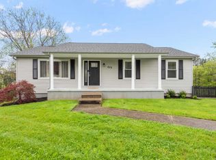 852 Smoke Creek Rd, Knoxville, TN 37934