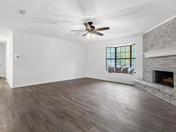 4th image of 11095 W Dogwood Dr