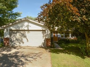 2800 Oak Rail Dr, New Lenox, IL 60451