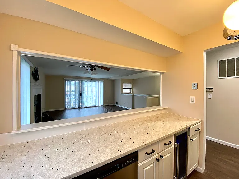 10A Saturn Ln — Photo 9