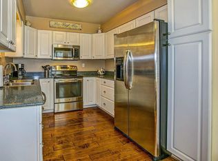 1567 S Roslyn St, Denver, CO 80231