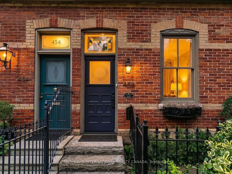 1st image of 456 Sumach St