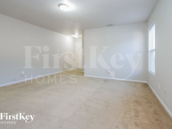 3rd image of 8435 Sansa St