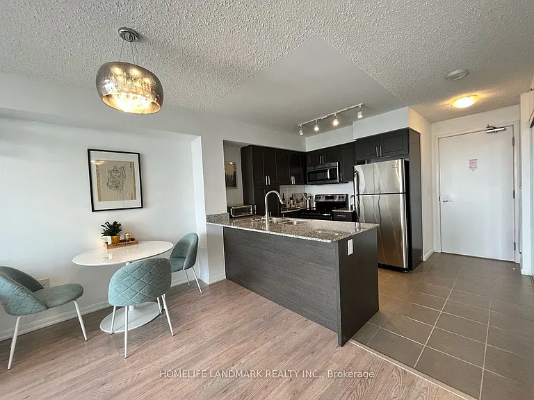 800 Lawrence Ave W #915 — Photo 6