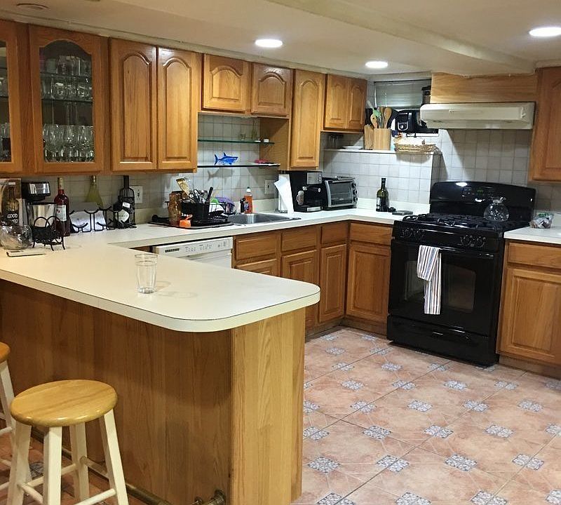 1st image of 31-28 41st St #1