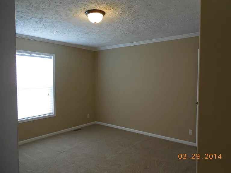 Lee Road 44 — Photo 9