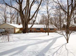 2516 Cross Country Rd, Dayton, OH 45431