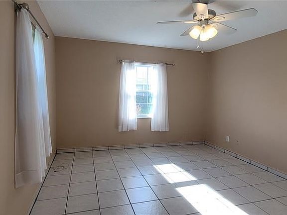3rd image of 8300 Bardmoor Blvd APT 107