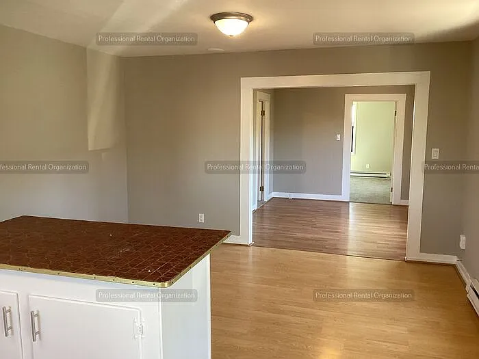 722 Liberty Rd — Photo 9