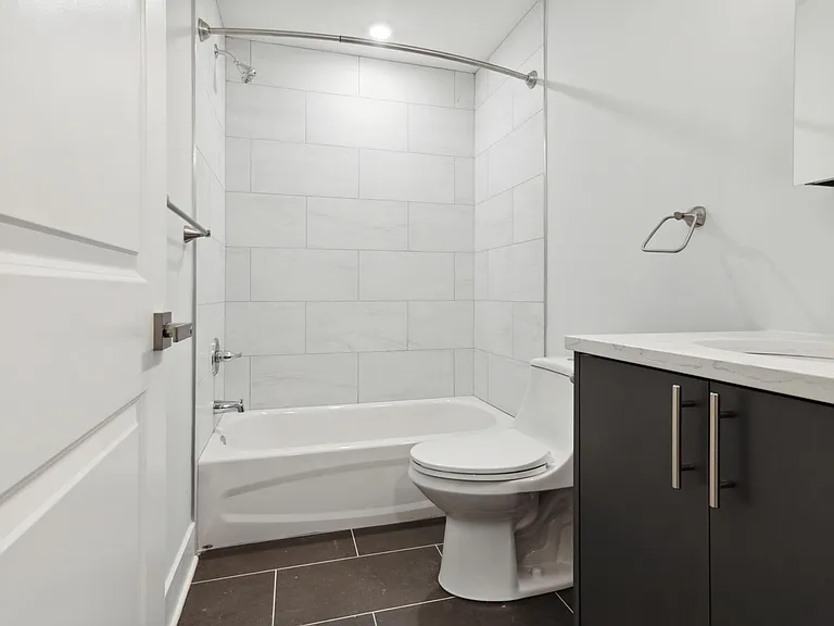 3610 Haverford ave — Photo 12