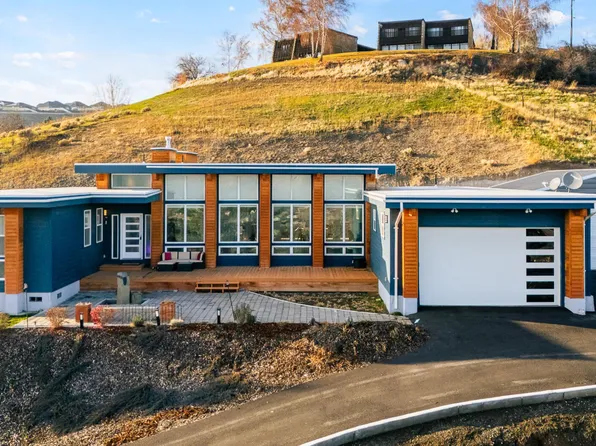 925 Goodlander Cir, Selah, WA 98942