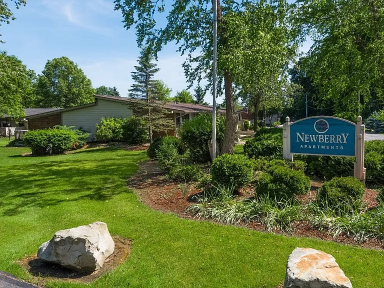 Newberry Apartments — Photo 1
