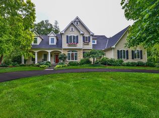 8060 Chinquapin Ln, Cincinnati, OH 45243
