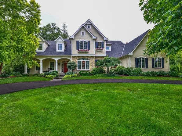 8060 Chinquapin Ln, Cincinnati, OH 45243