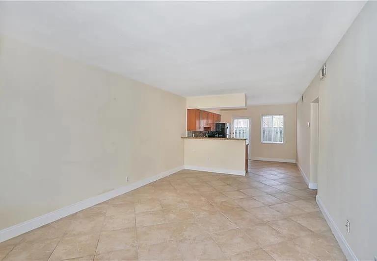 1424 Holly Heights Dr #6 — Photo 10