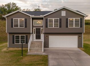 141 Summits Rdg, Morgantown, WV 26508