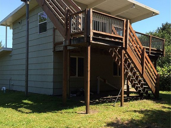 3rd image of 253 Ocean Shores Blvd NW