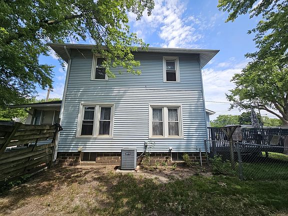 4th image of 831 N Frederick Ave