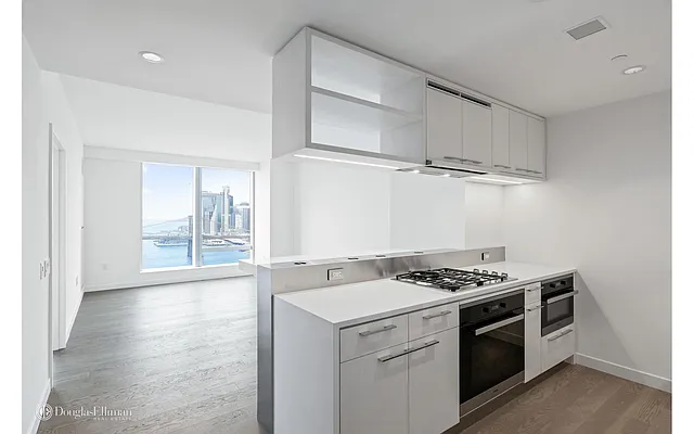 Rented by Douglas Elliman | media 24