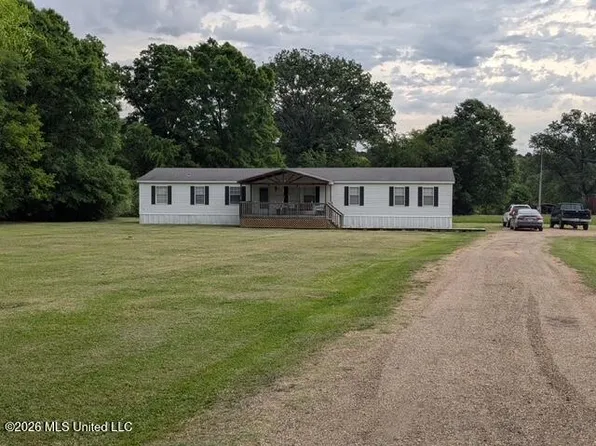 1265 Vfw Rd, Lake, MS 39092