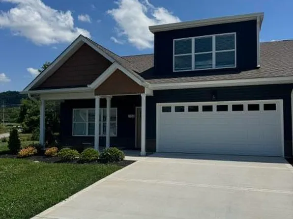 1402 Summer Meadow Dr, Powell, TN 37849