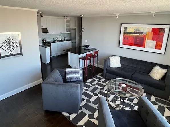 353 E 72nd St APT 34D, New York, NY 10021