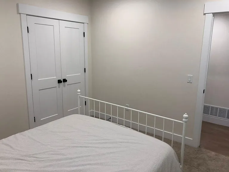 177 W Sycamore Ln — Photo 6